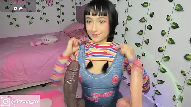 issagarcia on StripChat 