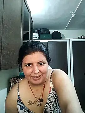 Jann_Riya333 on StripChat 