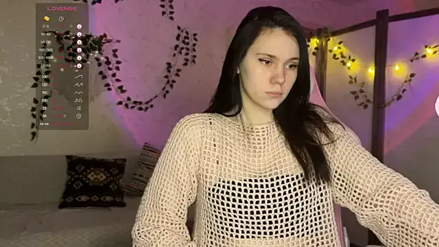 jennetdoll on StripChat 