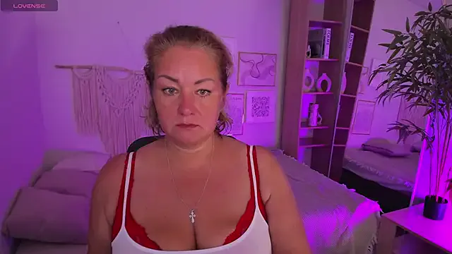 JenniferLight on StripChat 