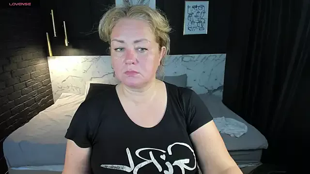 JenniferLight on StripChat 