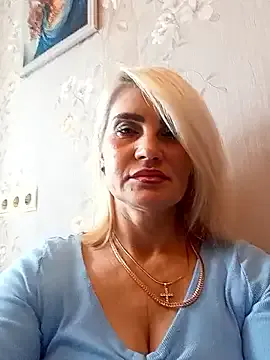 JennyOMay on StripChat 