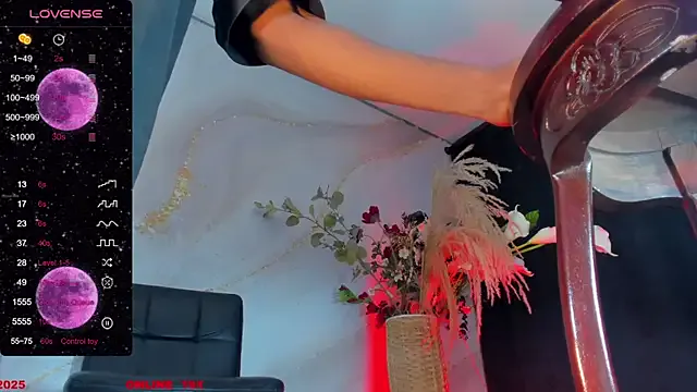 Karla-Ebony — show cum