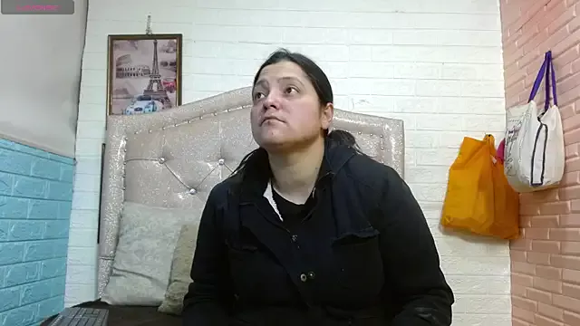 KataleyaStiward on StripChat 