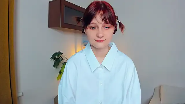 KatyKufel — Lower my shirt