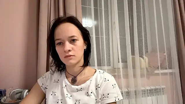 KellySayli on StripChat 