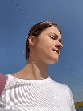 KittyQueeny on StripChat 