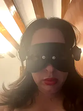 laarti on StripChat 