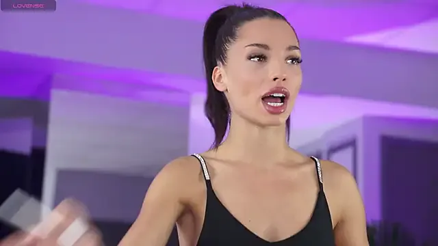 LalaRoze on StripChat 