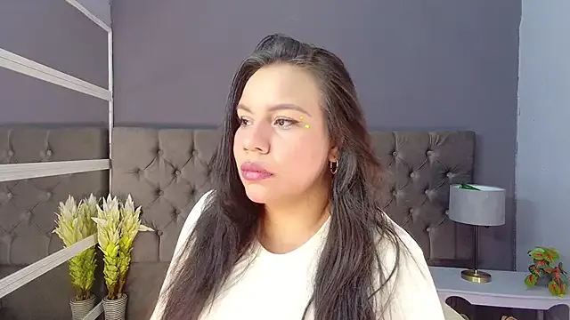 LanaBigTitties on StripChat 