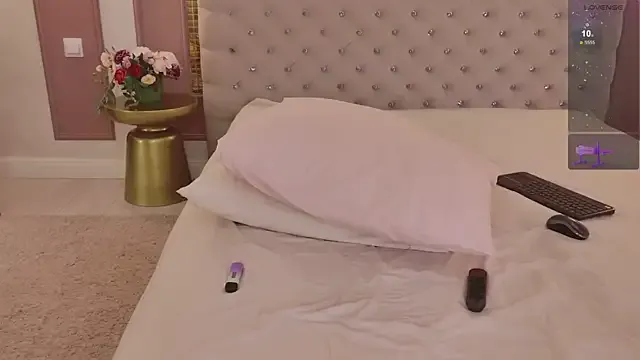 LanaSparks on StripChat 
