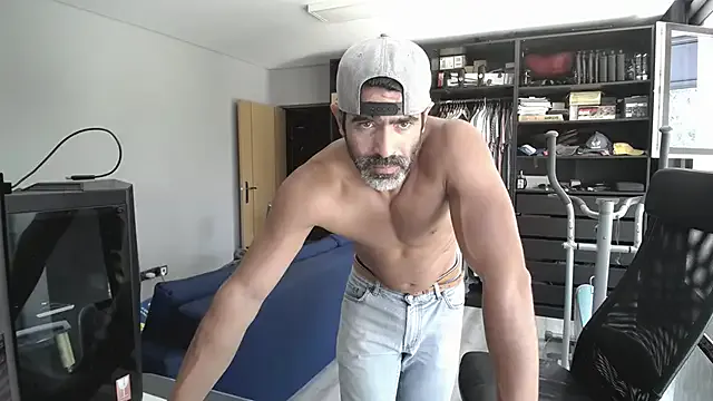 latinoo23bom — make me cum with your tokens