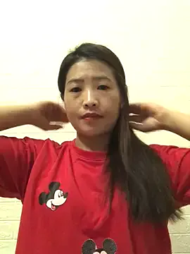 LiLy-0477 on StripChat 