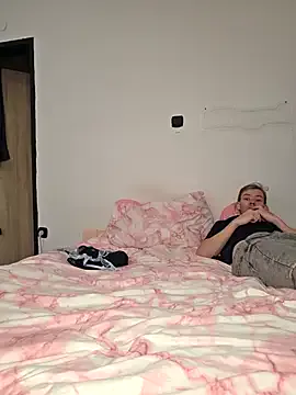Little_evil00 on StripChat 