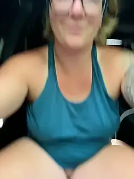 Lizzyloo on StripChat 