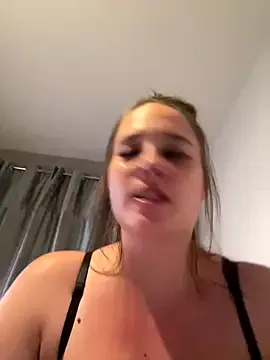 LollyLove_ on StripChat 