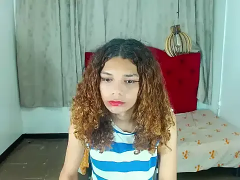luisa__torres — masturbacion y oral  en publico