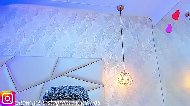 lulukawai16 on StripChat 