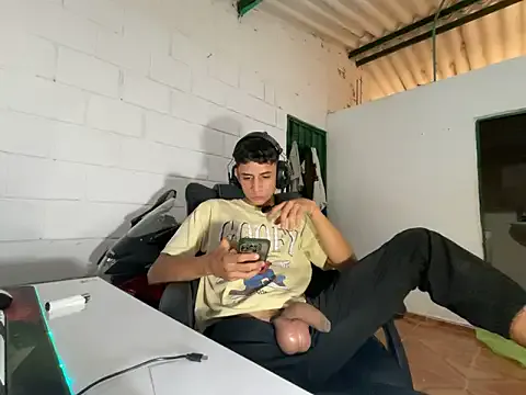 Max_TheHorseDick — START TICKET SHOW - SHOOTING CUM