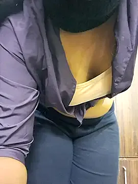 maya_telugu_22 — Pussy show