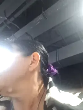 MeenaMoon on StripChat