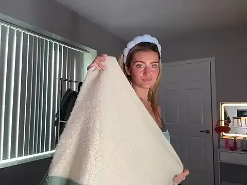 meggsworld — lotion ass and massage hole