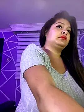 MiiaaJoness on StripChat 