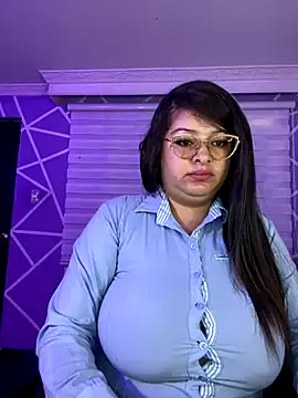 MiiaaJoness on StripChat 