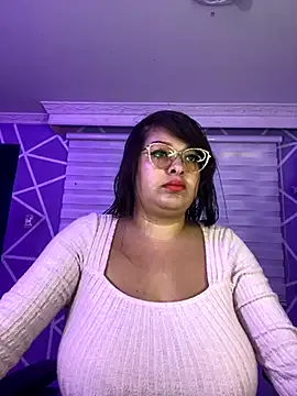 MiiaaJoness on StripChat 