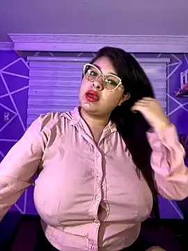 MiiaaJoness on StripChat 