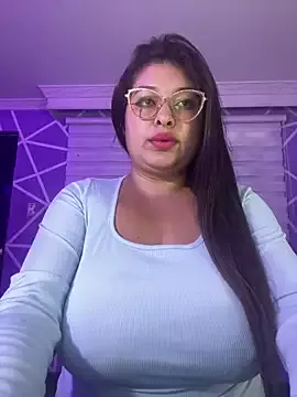 MiiaaJoness on StripChat 