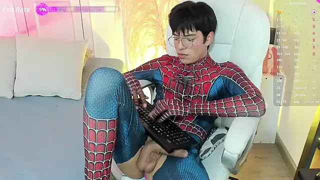 miilo_wolf on StripChat 