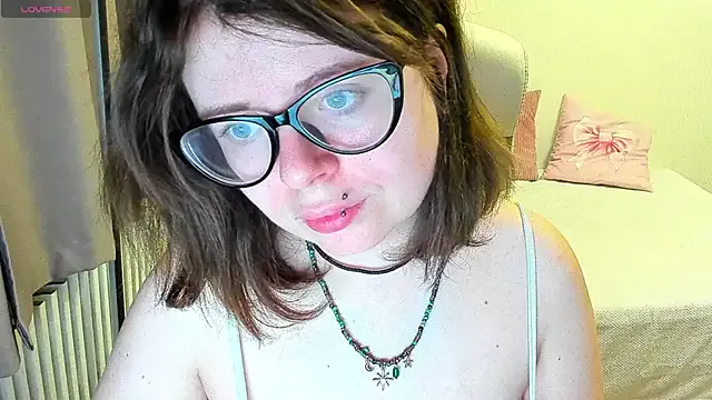 MilisaSweet777 on StripChat 