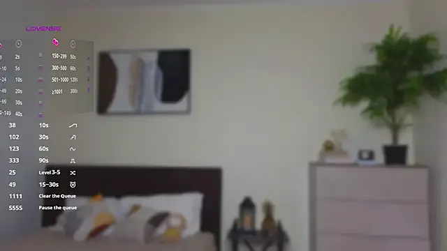 MimiLolll on StripChat 