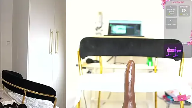 Miss69Ri99 on StripChat 