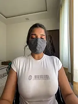 miss_lina on StripChat 