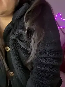Mizztikaa on StripChat 