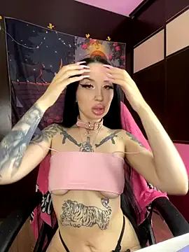 Molly__Moon — spank ass hard x 7