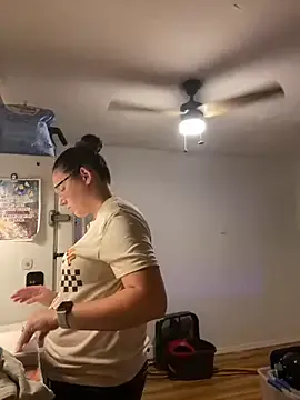 Mommasaurrex on StripChat 