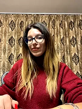 NadiraNoor — Fuck pussy with dildo until Squirt