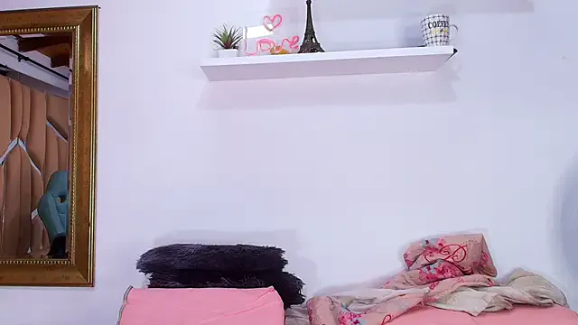 naia_blessed on StripChat 