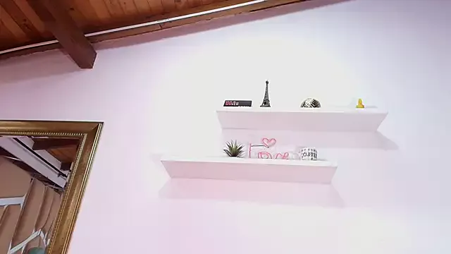 naia_blessed on StripChat 