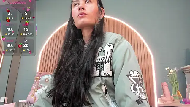 NayeCloud — Sexy stripdance