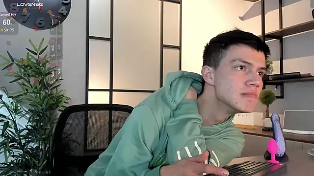 nicktorn — tease ass with one finger
