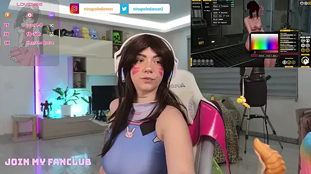 ninapoledance on StripChat 