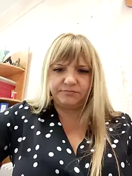 Office_Albertina on StripChat 