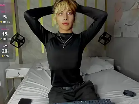 OliIverr22 on StripChat 