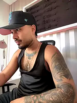 PapiStan on StripChat 