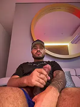 PapiStan on StripChat 