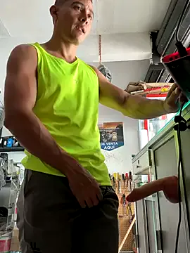 Paul22cm- — 2 fingers in my delicious ass